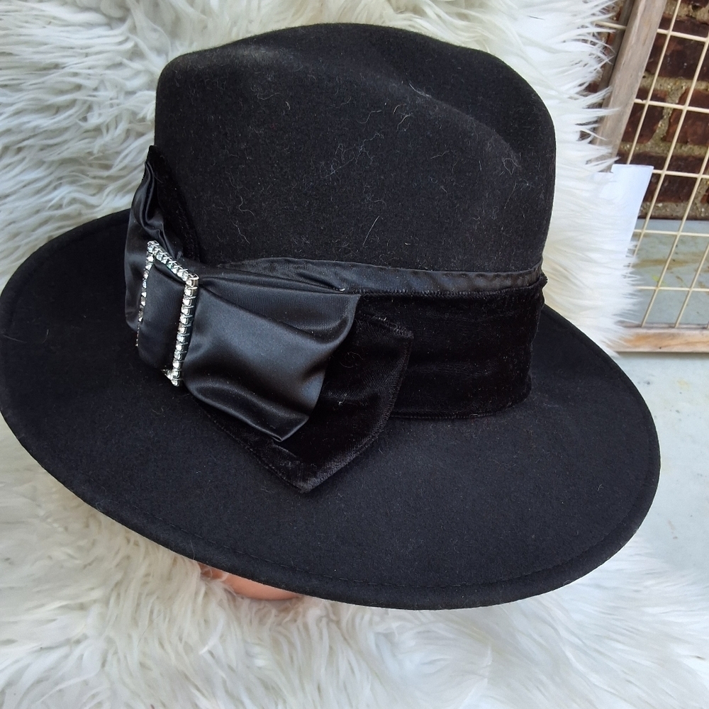 Vintage Rhinestone buckle Fair‎ Weather wool hat - Picture 2 of 10